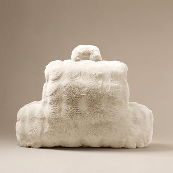 Bedrest Pompom Beige – Luxe Faux Fur Rugsteunkussen met Pompom (34x50 cm) - Dromen & Wonen