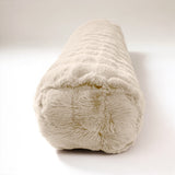 Bodypillow Pompom Beige – Extra Lang & Luxe Sierkussen van Faux Fur (140 cm) - Dromen & Wonen