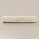 Bodypillow Pompom Beige – Extra Lang & Luxe Sierkussen van Faux Fur (140 cm) - Dromen & Wonen