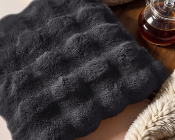 Pom Rabbit Fur Sierkussen Antraciet 50x50 cm – Zacht Imitatie Konijnenbont met Rits - Dromen & Wonen