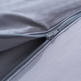 Sleeptime Dekbed en Overtrek in 1 - Partnerdekbed - Ritsbaar - 4 Seizoen - Grijs - Dromen & Wonen