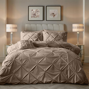 Sleeptime Dekbed en Overtrek in 1 – Velvet Pintuck – Taupe - Dromen & Wonen