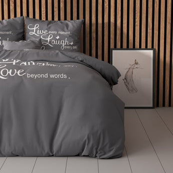 Sleeptime Live,laugh and love Antraciet Dekbedovertrek - Dromen & Wonen