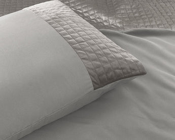 Sleeptime Velvet Band Sand/Grijs Dekbedovertrek - Dromen & Wonen