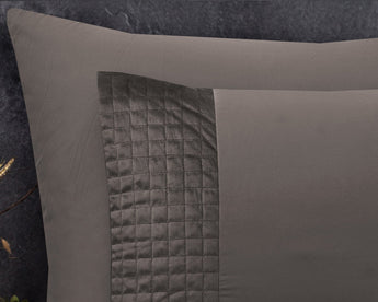 Sleeptime Velvet Band Taupe Dekbedovertrek - Dromen & Wonen